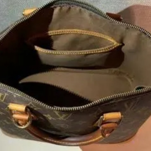 Authentic Louis Vuitton Alma Pm Handbag hand painted - Picture 6 of 14